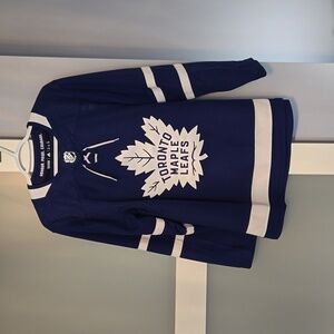 Toronto Maple Leafs Jersey size 42